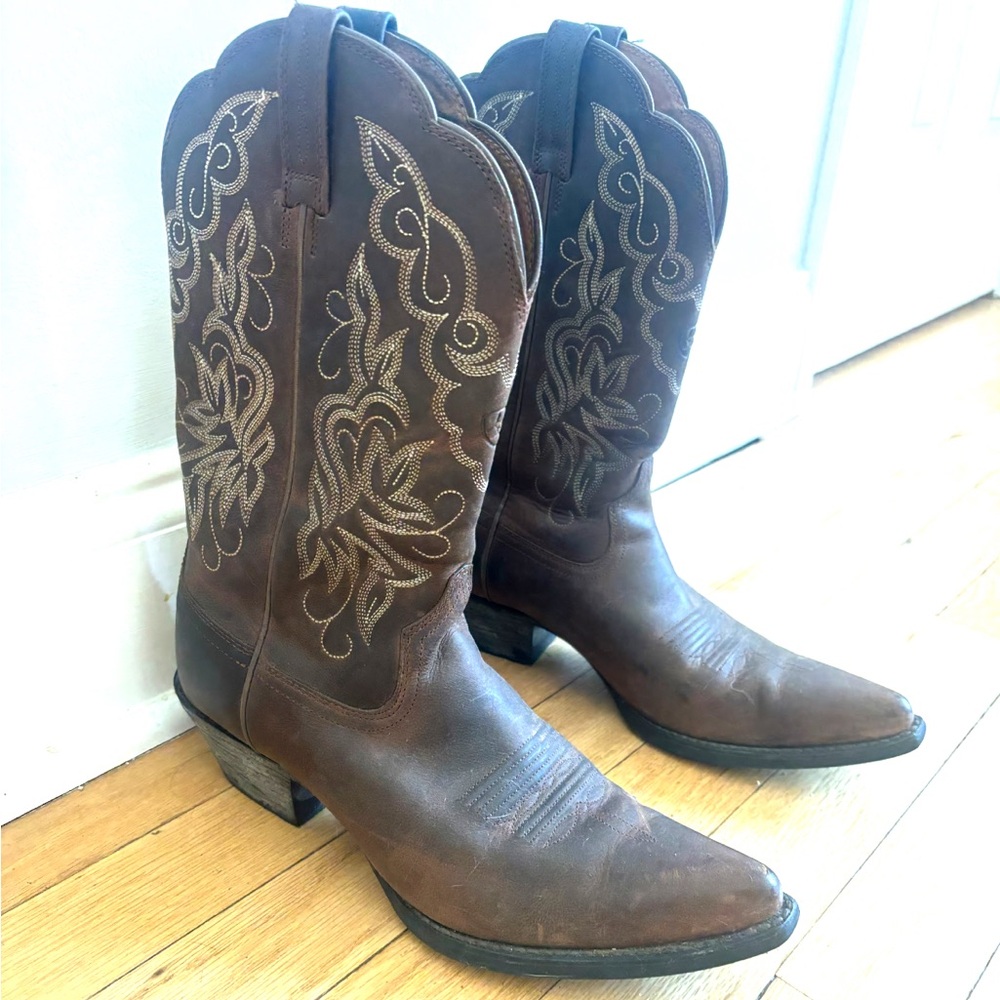 Ariat Brown Embroidered Western Boots